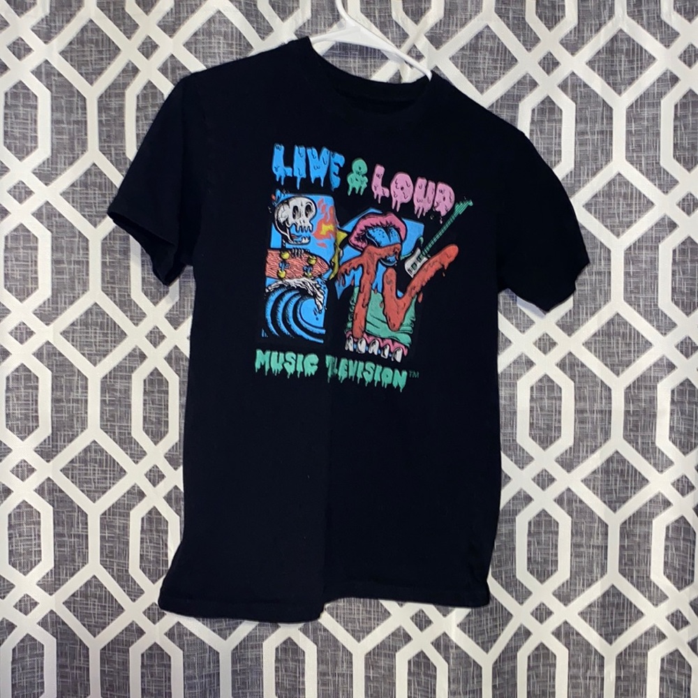 Hardly worn, design is meant to look faded